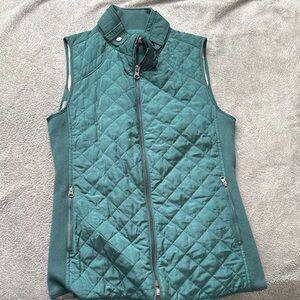 Hawthorn 41 Quilted Teal Sleeveless Vest - Zip Front
